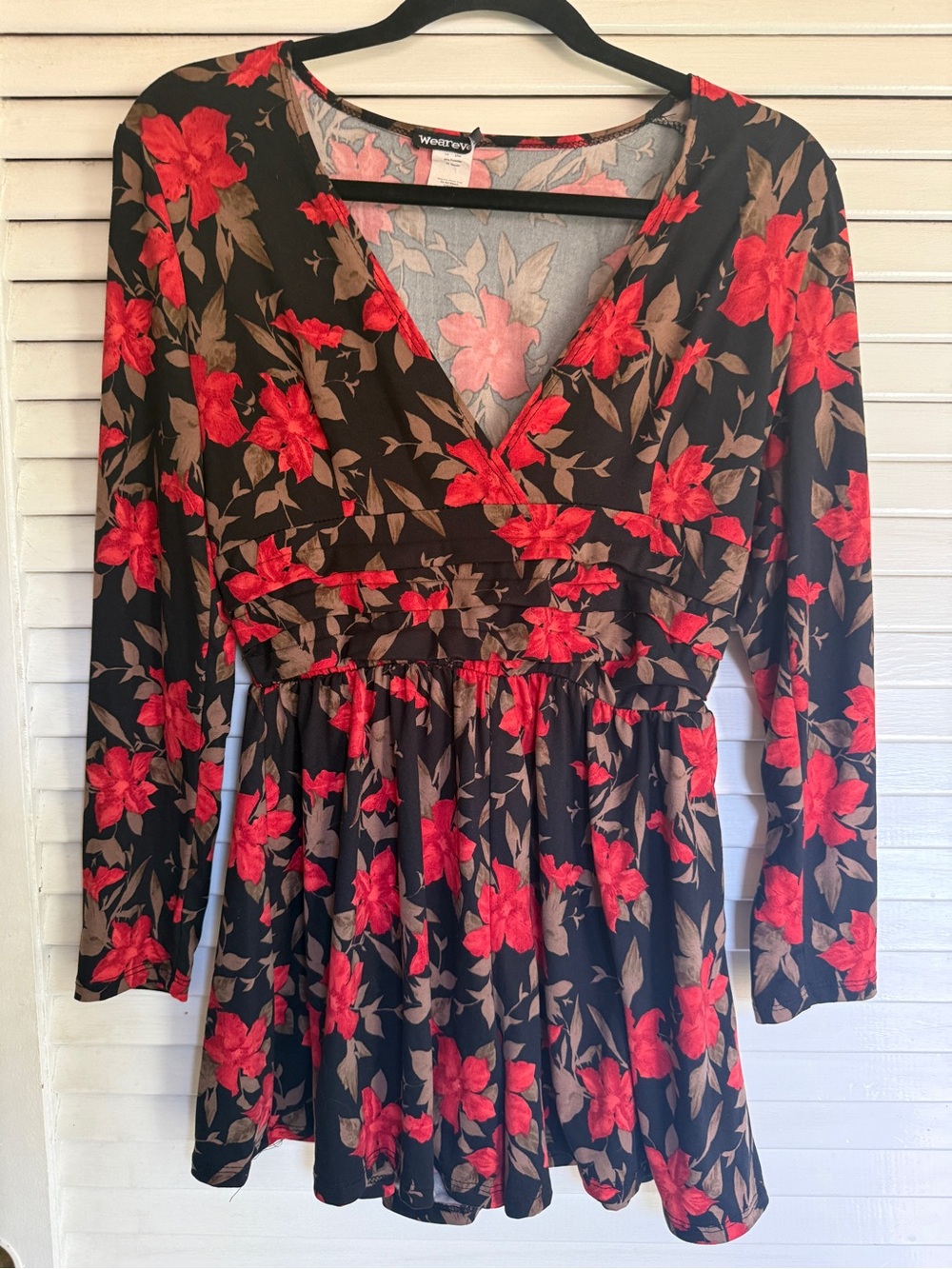Black Red Soft Floral V-Neck Long Sleeve Romper